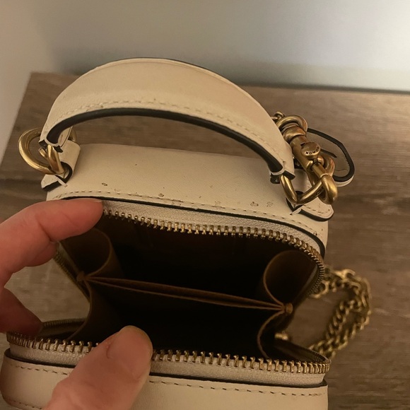 Like new Coach Alie camera crossbody bag - Picture 7 of 8